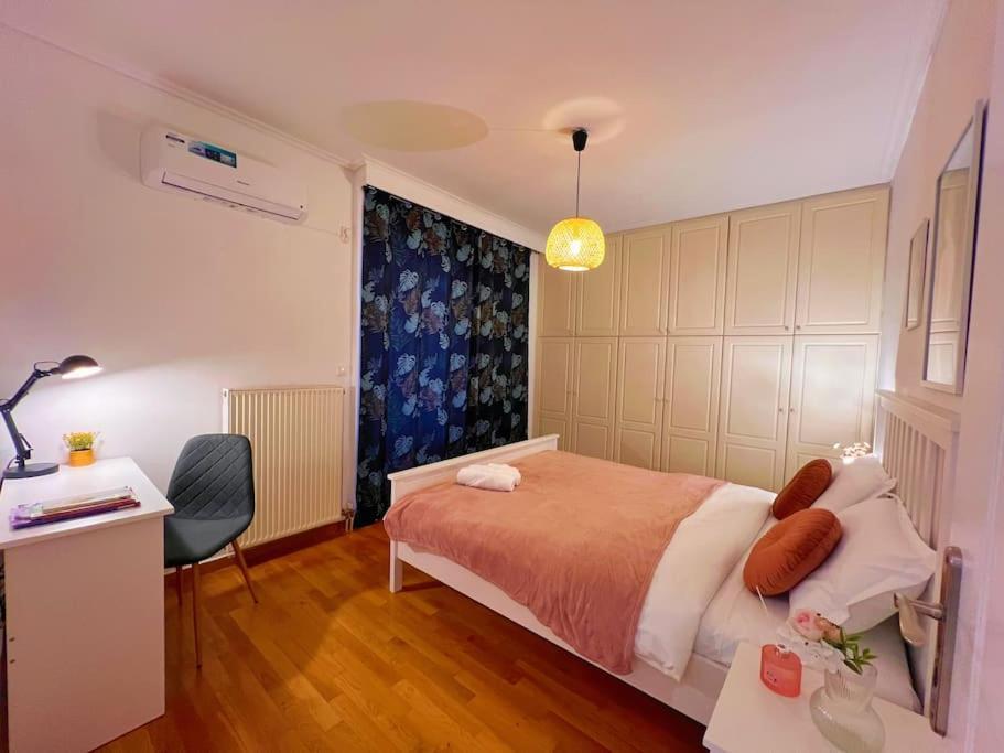 Cozy Fairytal Garden Apartment, Family Friendly, Free Parking, 15 Min To Airport アテネ エクステリア 写真
