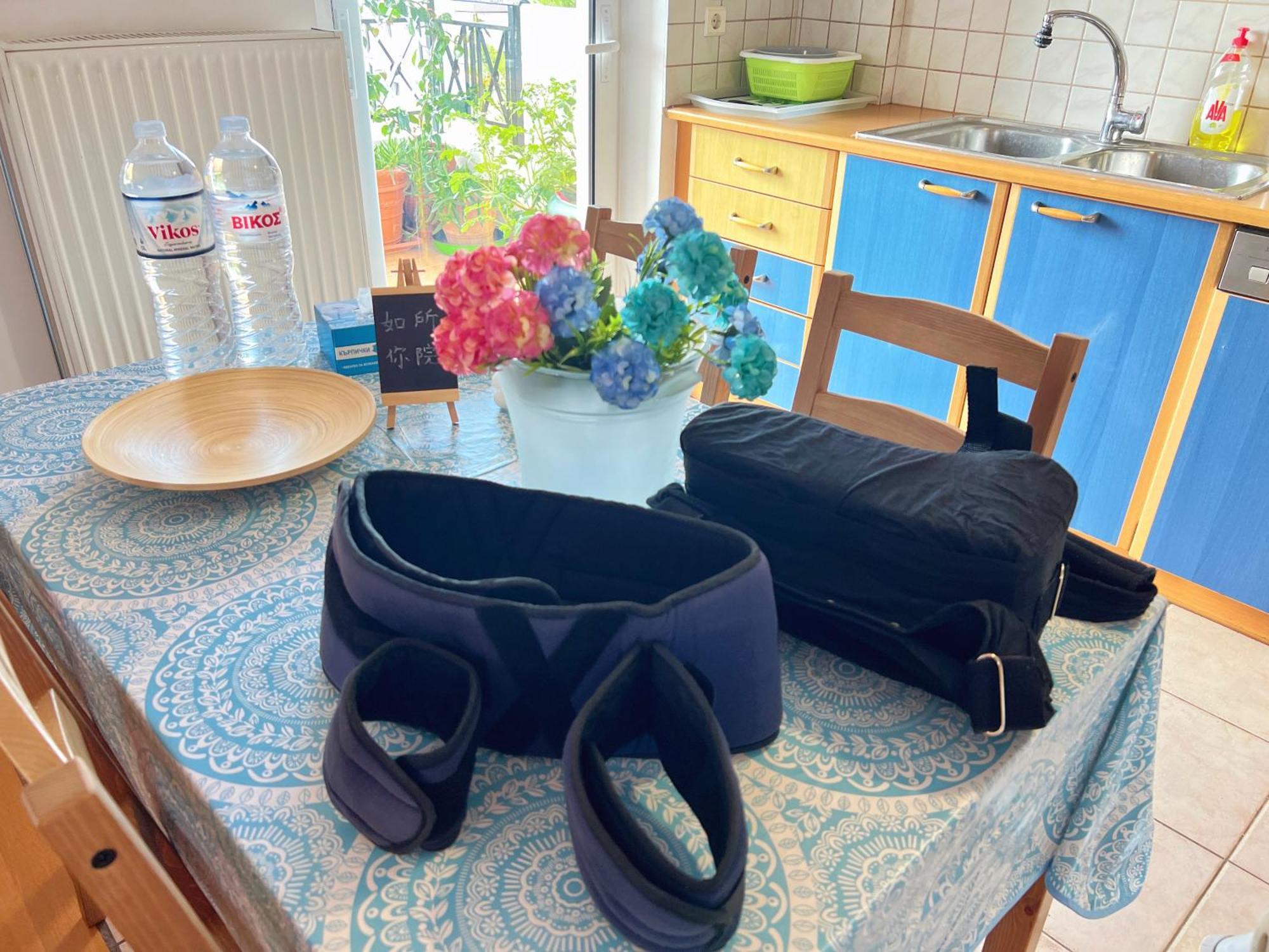 Cozy Fairytal Garden Apartment, Family Friendly, Free Parking, 15 Min To Airport アテネ エクステリア 写真