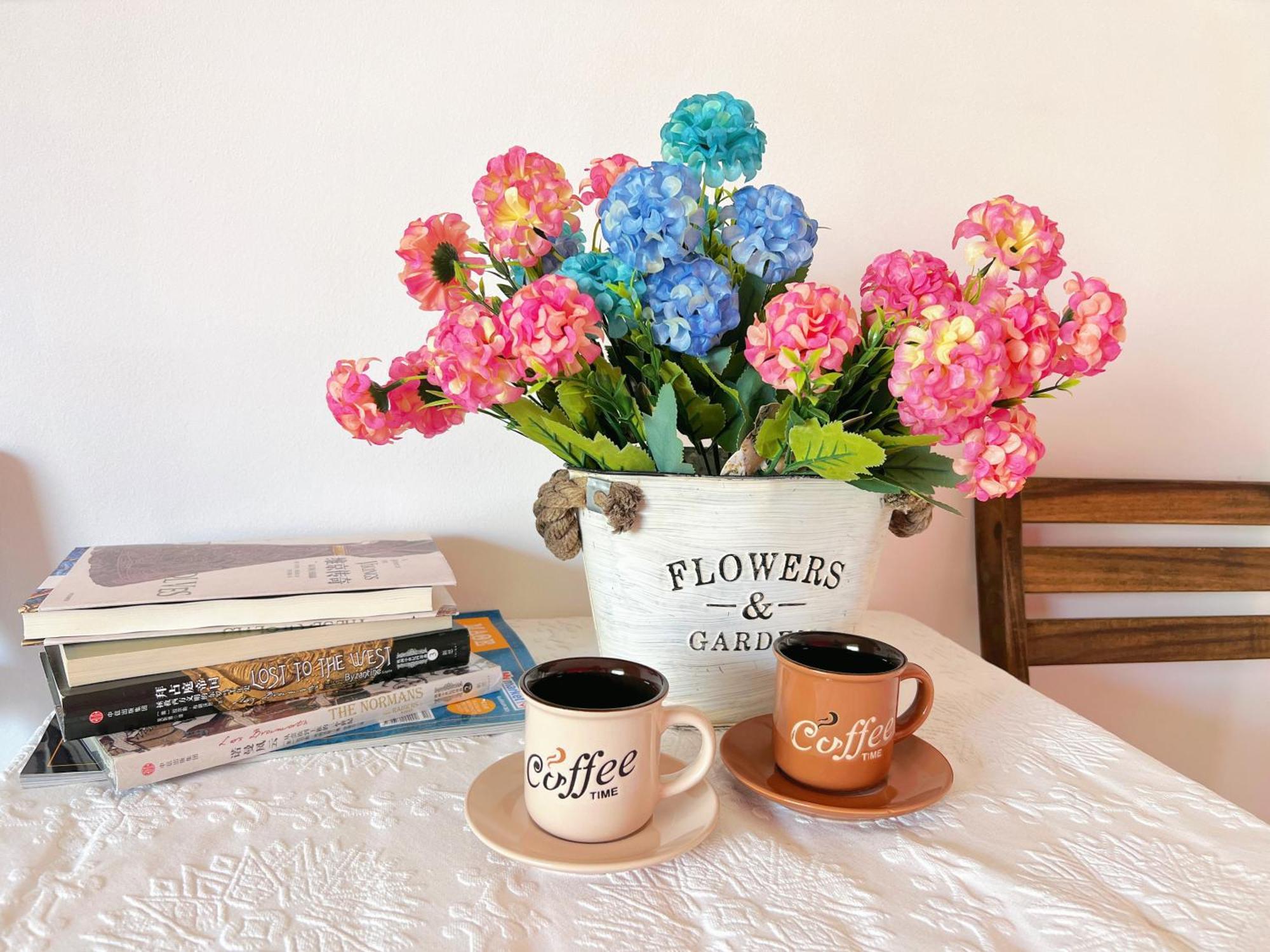 Cozy Fairytal Garden Apartment, Family Friendly, Free Parking, 15 Min To Airport アテネ エクステリア 写真